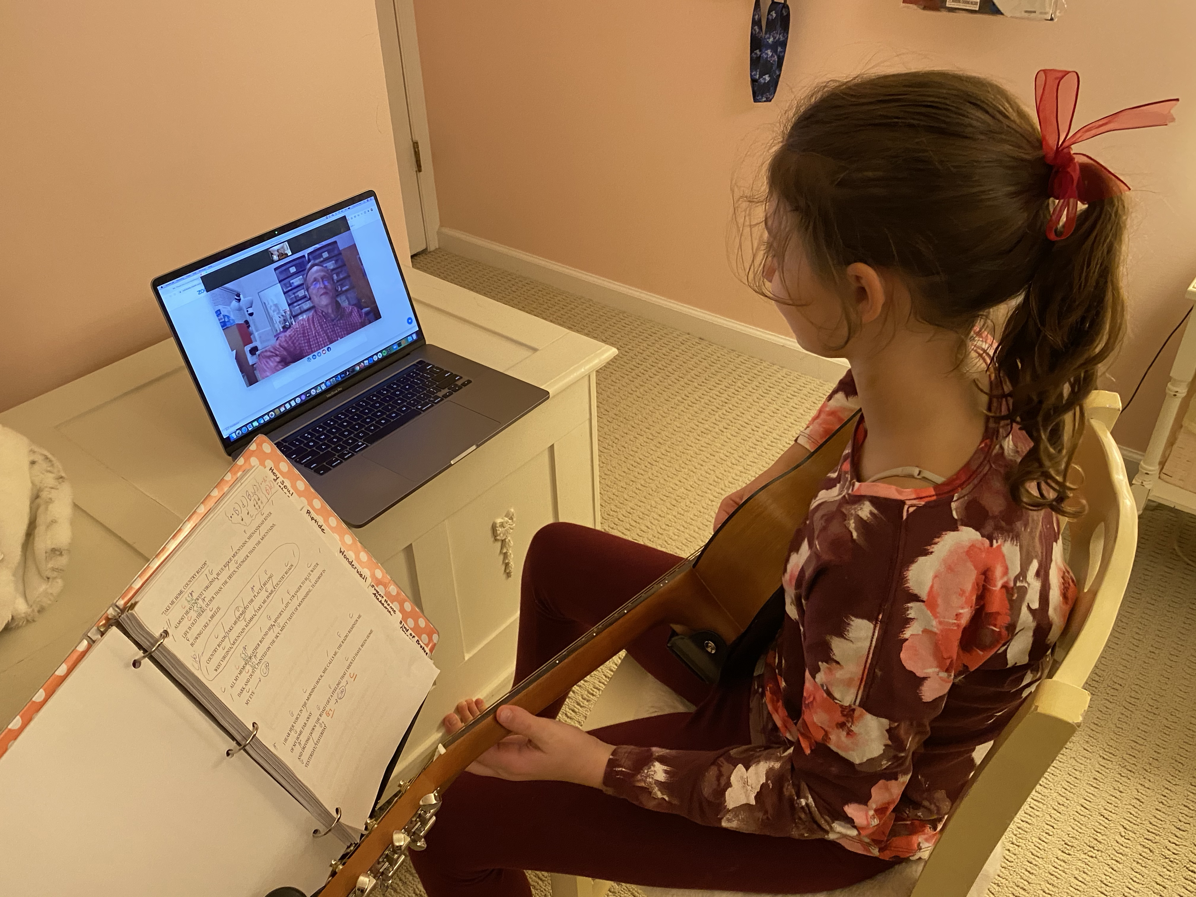 Distance Learning for Guitar; 